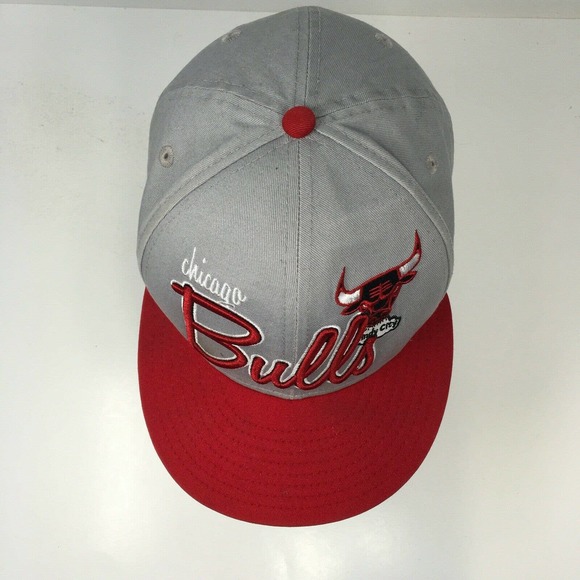 Chicago Bulls Windy City Baseball Cap NBA Gray Red New Era Size M/L Snapback Hat - Picture 8 of 12
